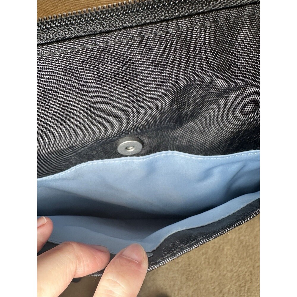 Baggallini Crossbody Bag Black Leopard Cheetah Pink Trim Nylon Travel Bag RFID - Picture 9 of 9